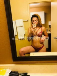 Elissa - escort Chojnów