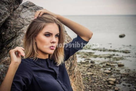 Sheyla - escort Leśna