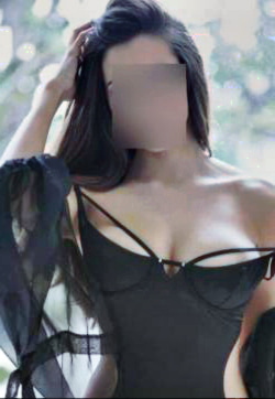 Powabna - escort Brwinów